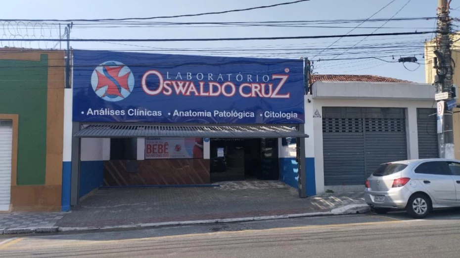 Foto 2:  — Laboratório Oswaldo Cruz